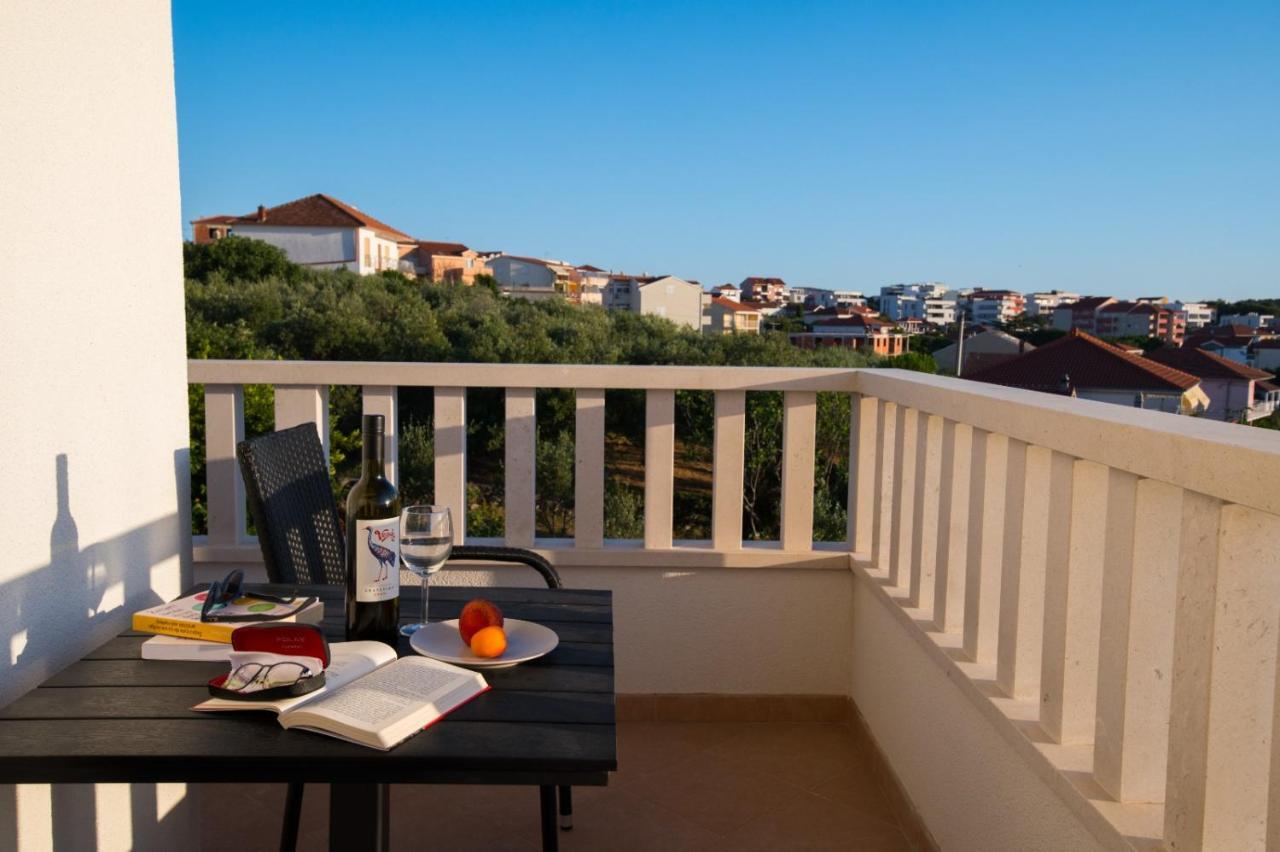 טרוגיר Brand New Aparment With Sea View & Swimming Pool At Ciovo - Villa Fiorentini מראה חיצוני תמונה